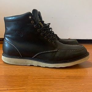 Black leather Redwing winter boots